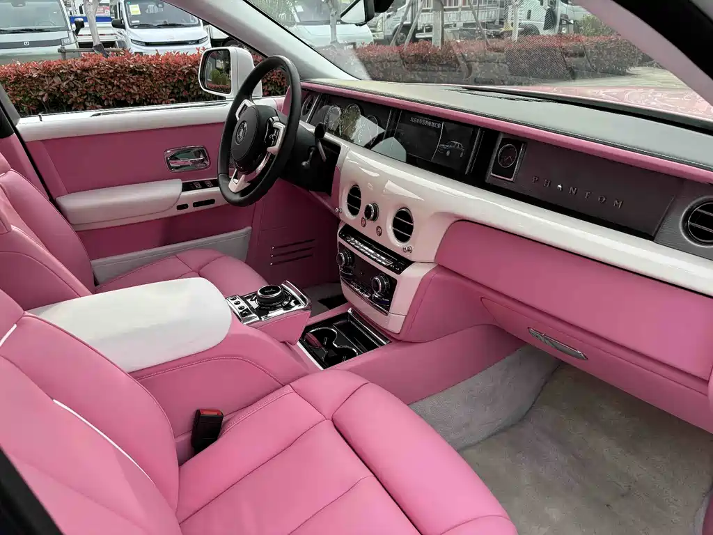 Rolls-Royce Phantom 2018 6.7T Long Wheelbase Edition