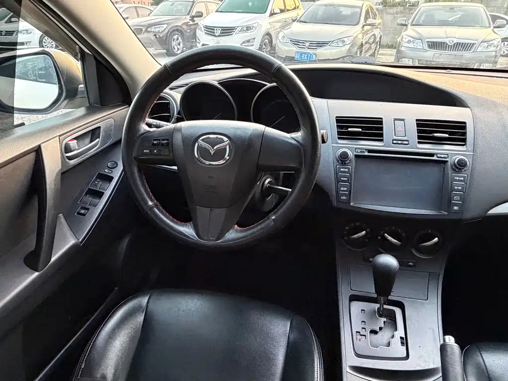 Mazda 3 Star 2013 Hatchback 1.6L Automatic Elite