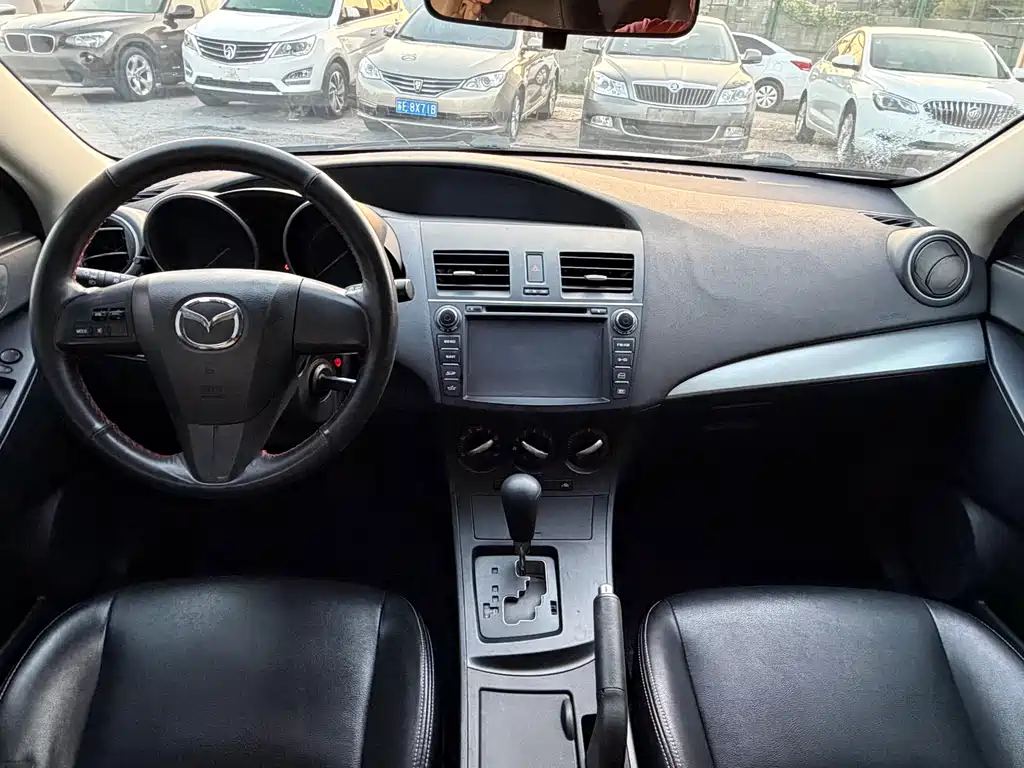 Mazda 3 Star 2013 Hatchback 1.6L Automatic Elite