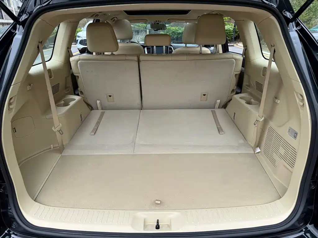 Toyota Highlander 2017 2.0T AWD Luxury 7-Seater