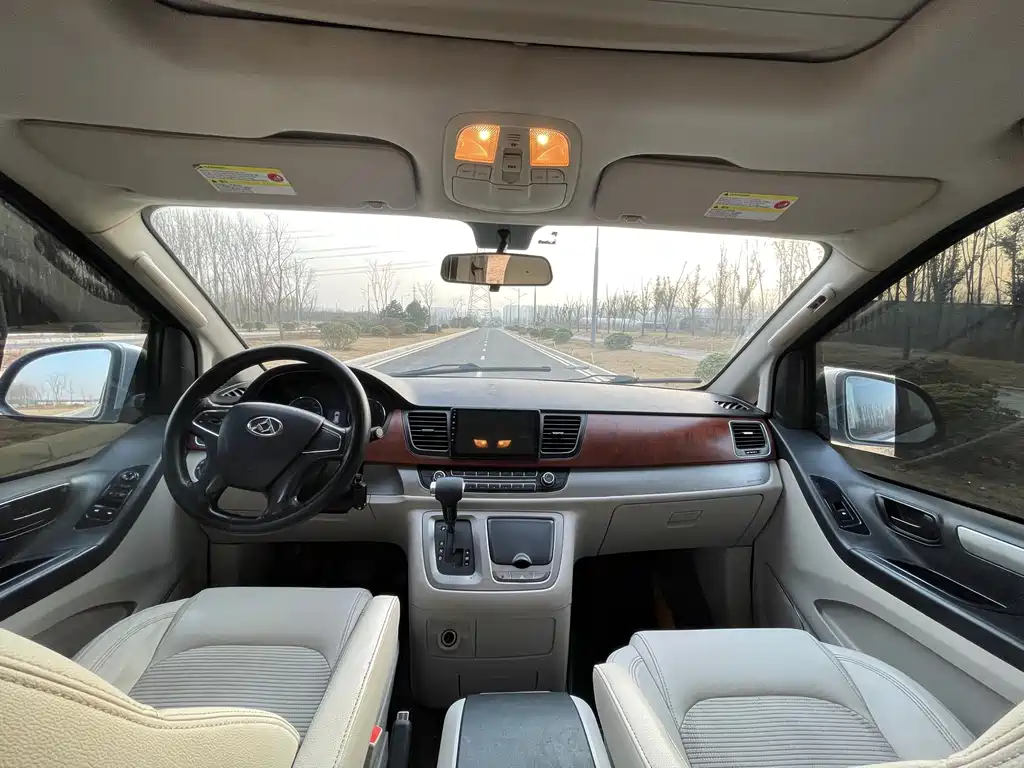 Maxus G10 2016 2.0T Automatic Executive Edition