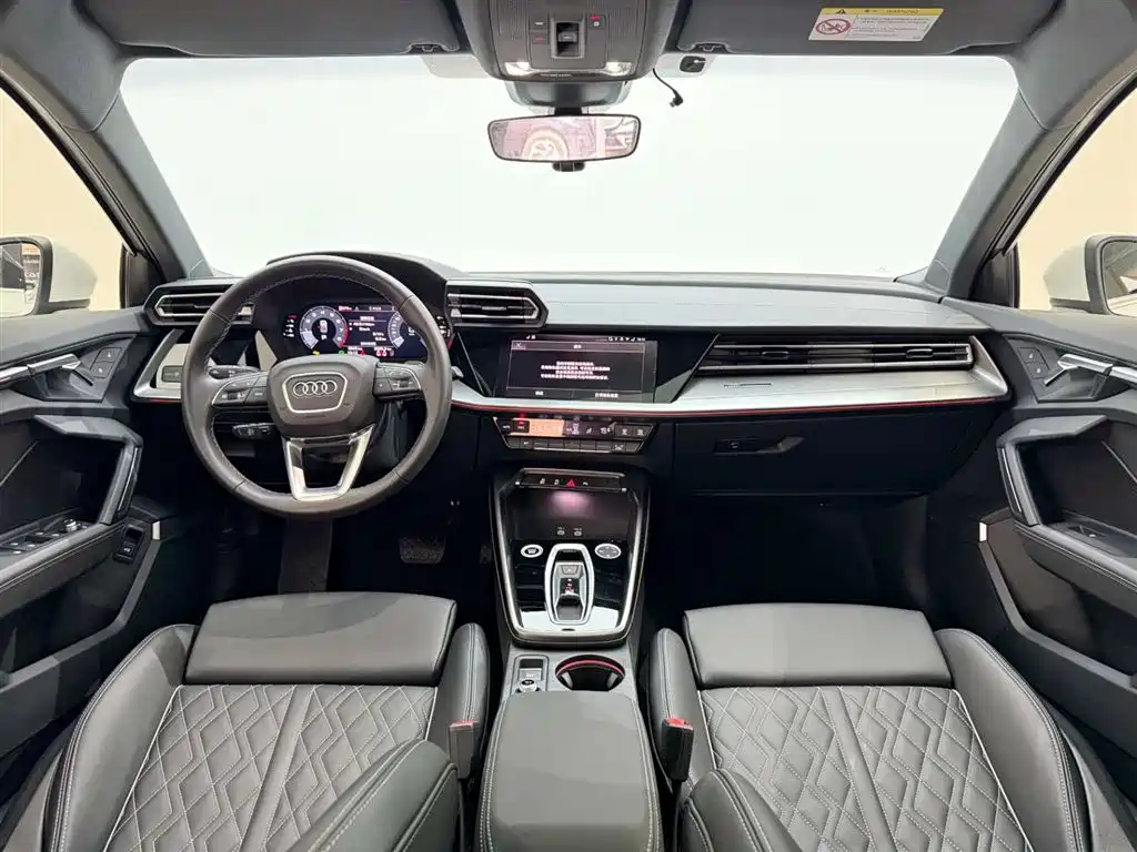 Audi A3 2026 A3L Limousine 35 TFSI Feichi Zunxiang