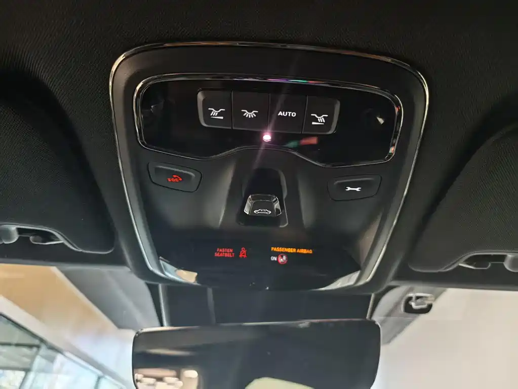 Lynk & Co 03 2018 1.5TD DCT Pro