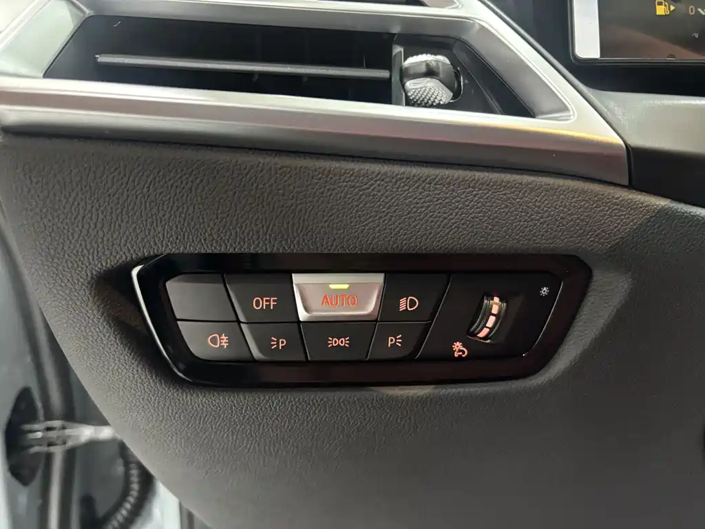 BMW 3 Series 2025 325Li M Sport Package