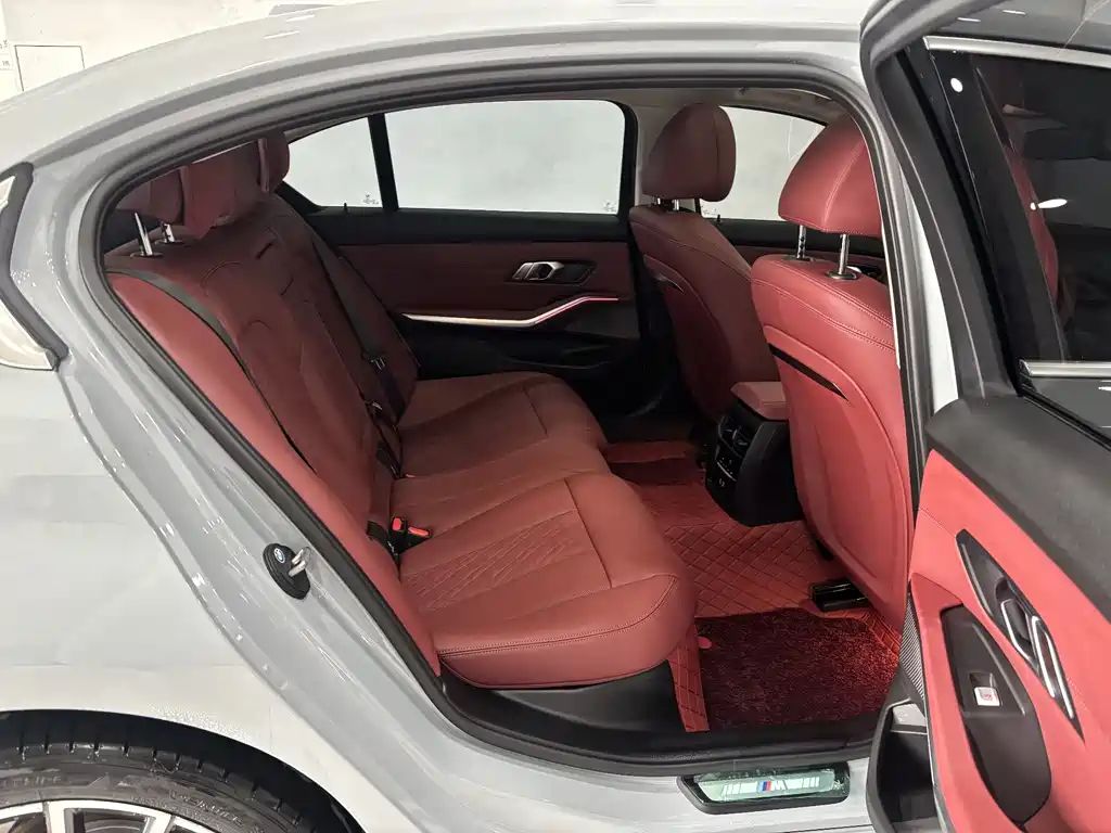 BMW 3 Series 2025 325Li M Sport Package