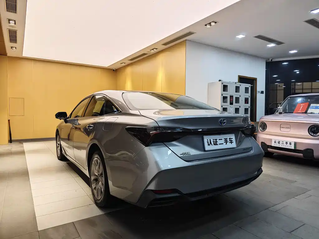 2019 Toyota Avalon Hybrid 2.5L Luxury Edition China V
