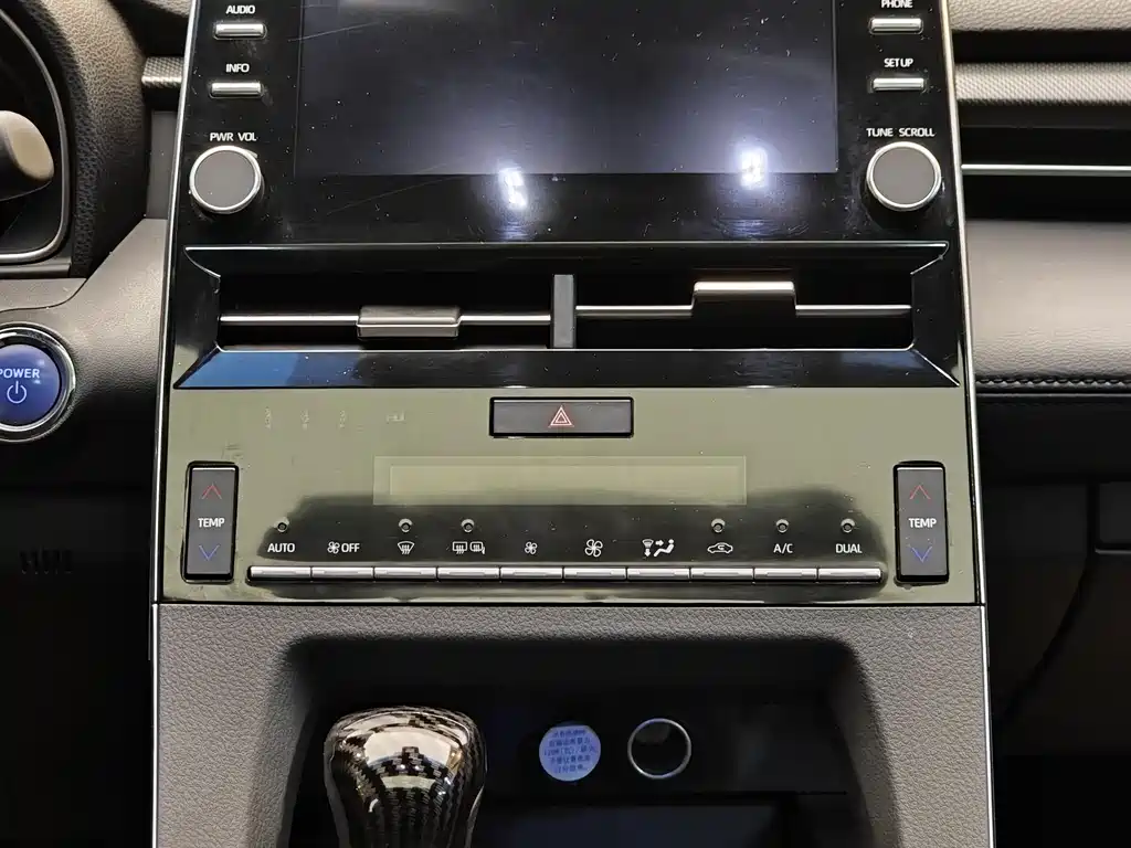2019 Toyota Avalon Hybrid 2.5L Luxury Edition China V
