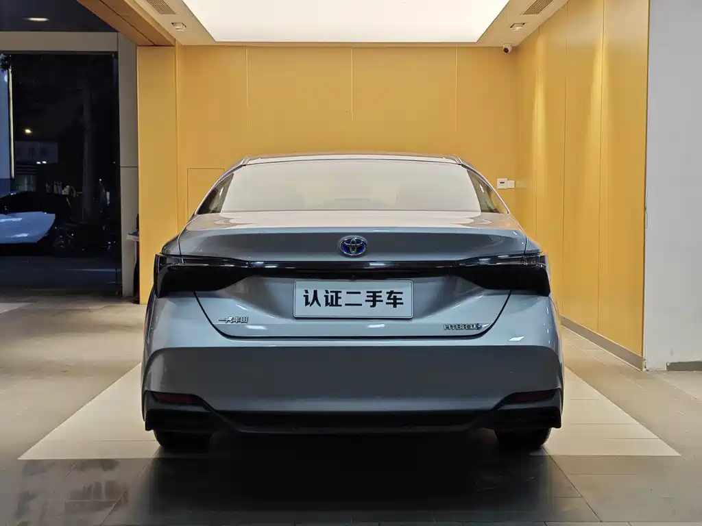 2019 Toyota Avalon Hybrid 2.5L Luxury Edition China V