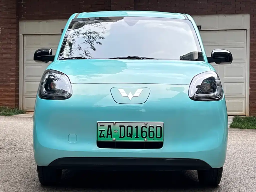 Hongguang MINIEV 2025 4th Generation 4-Door Advanced Edition