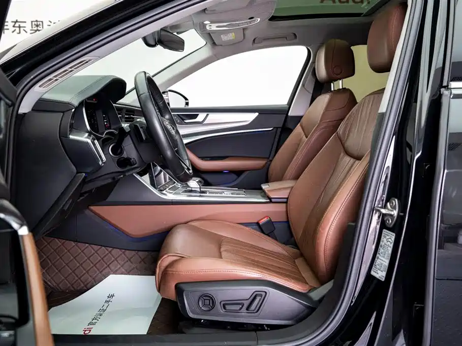 Audi A6L 2021 40 TFSI Luxury Elegant