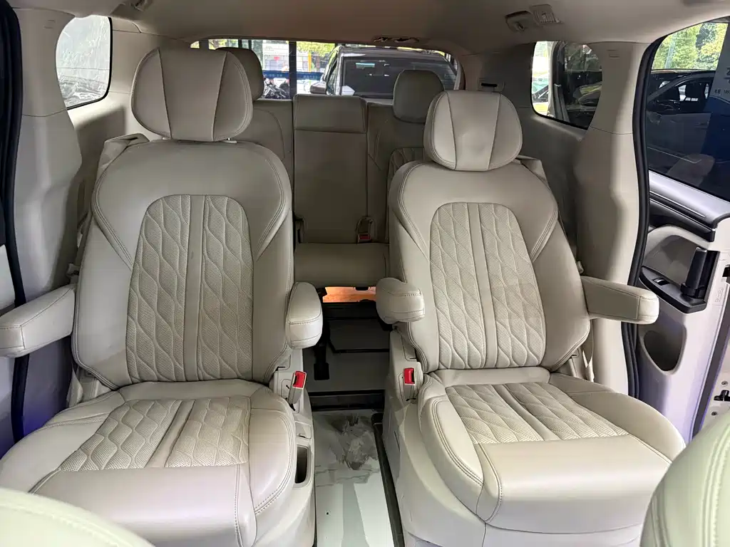 Buick GL8 2021 ES Luxury 653T Comfort Model