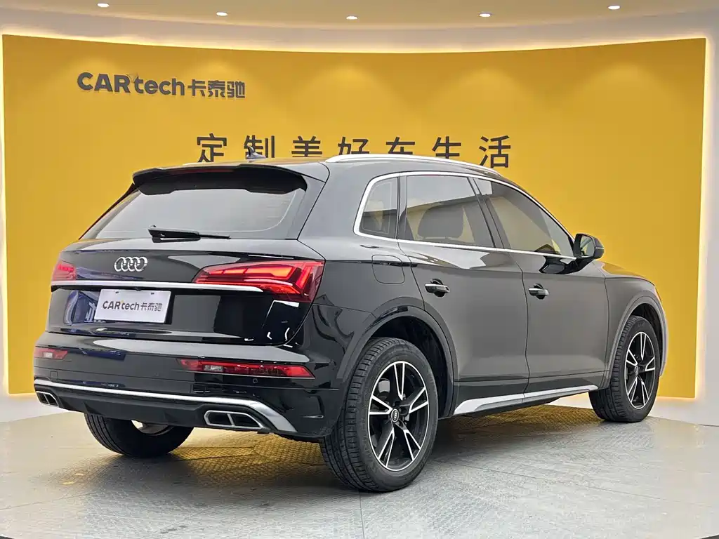Audi Q5L 2021 40 TFSI Fashion Dynamic