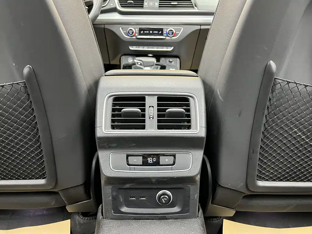 Audi Q5L 2021 40 TFSI Fashion Dynamic