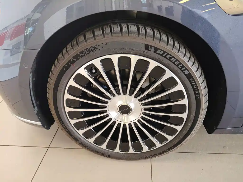 Stelato S9 2025 EREV Ultra