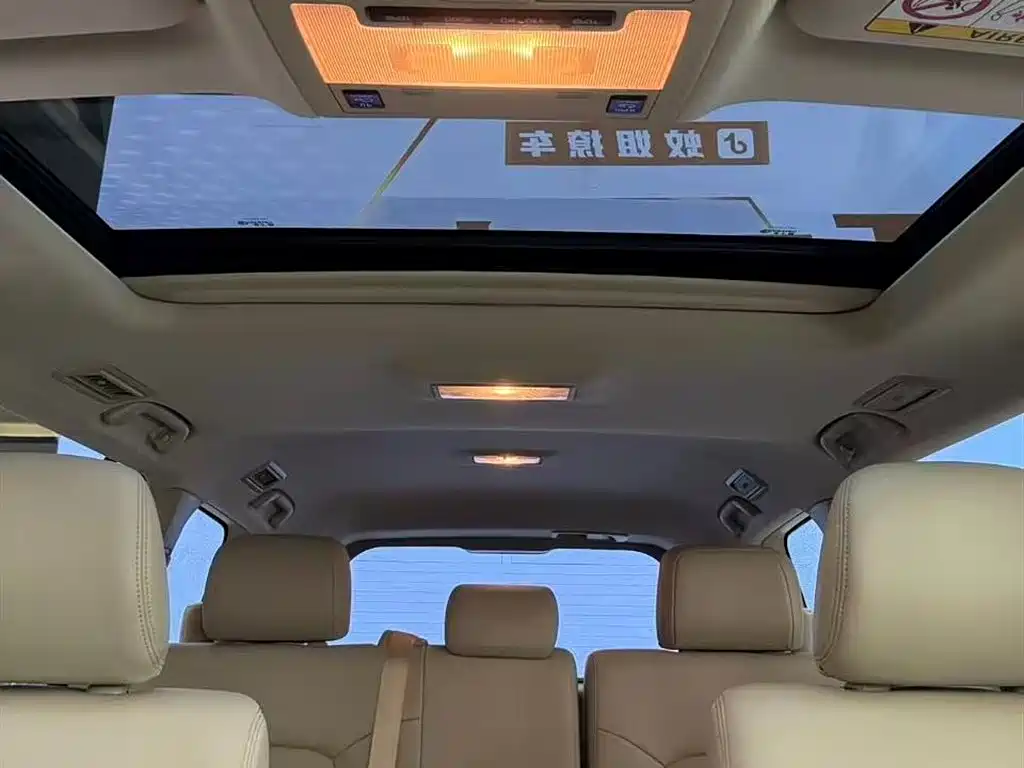 Land Cruiser (Import) 2019 4.6L Middle East Edition