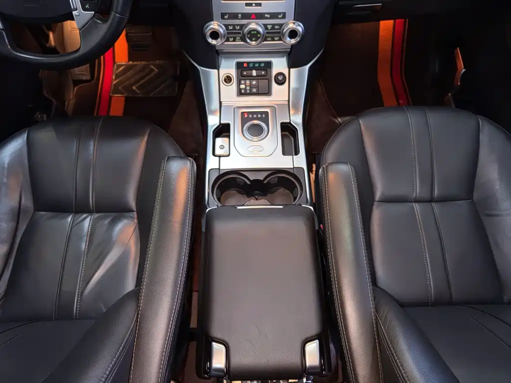 Land Rover Discovery 2016 3.0 SC HSE Black Edition