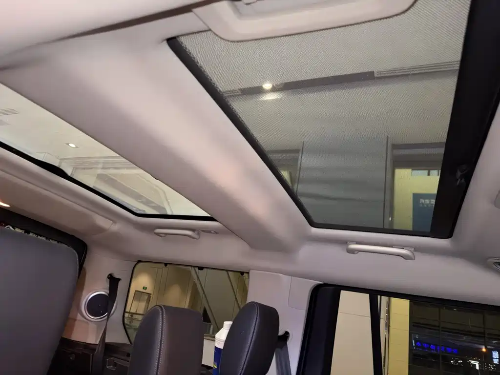 Land Rover Discovery 2016 3.0 SC HSE Black Edition