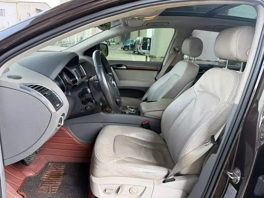 Audi Q7 2012 3.0 TFSI Entry Model 200kW