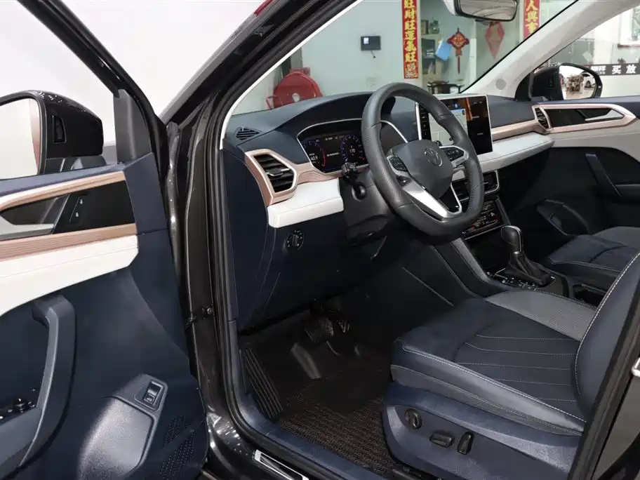 Volkswagen Tayron 2024 300TSI FWD Full Moon Edition