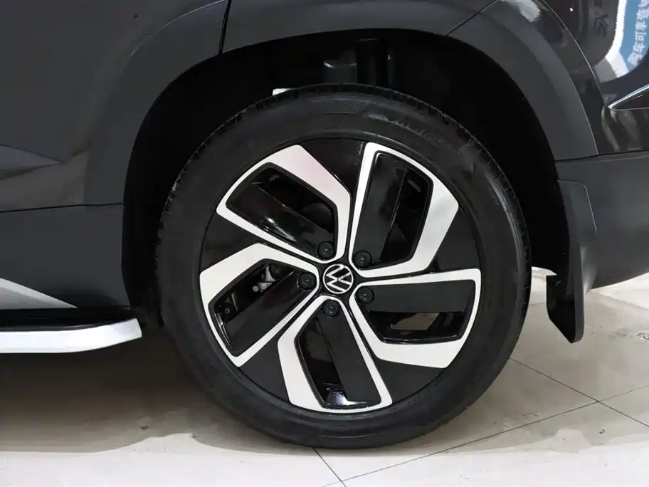 Volkswagen Tayron 2024 300TSI FWD Full Moon Edition