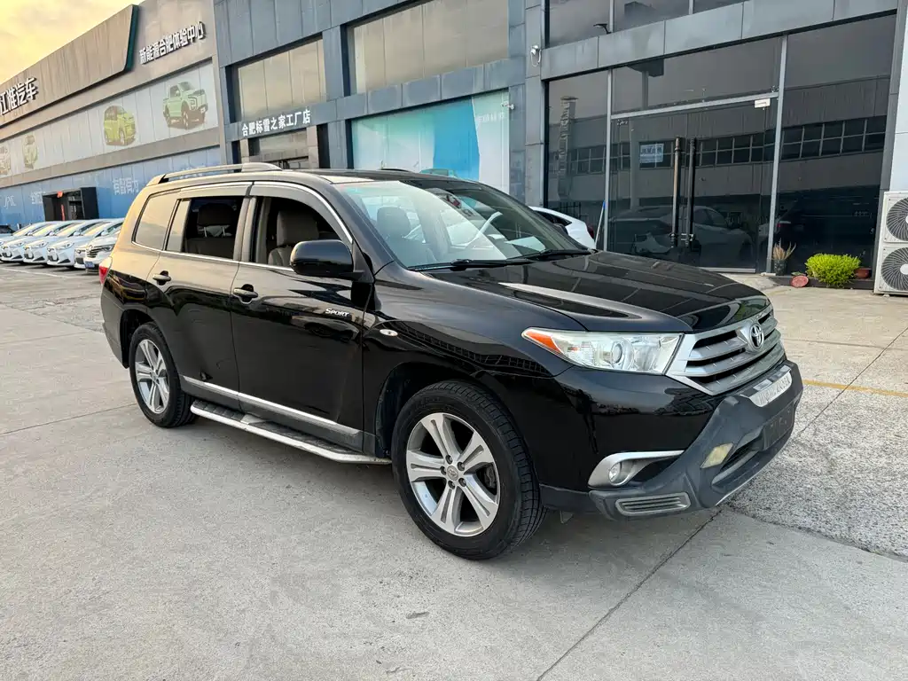 Toyota Highlander 2013 2.7L FWD 7-Seater Zijin Edition