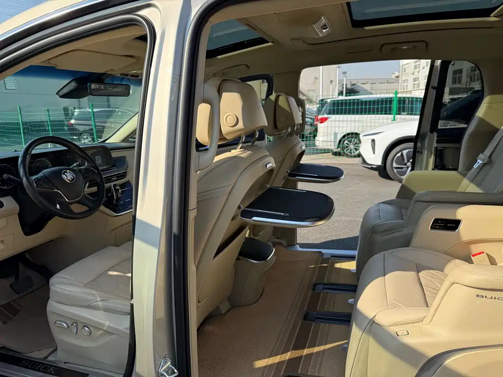 Buick GL8 2022 ES Land Business Class 653T Luxury Model