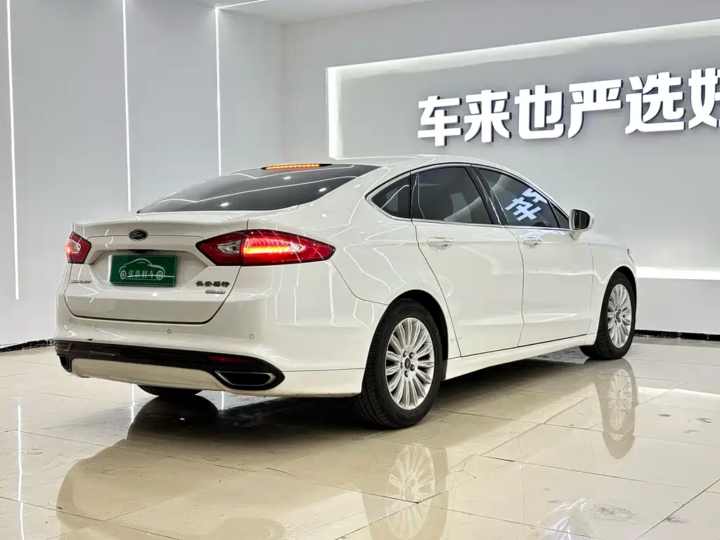 Ford Mondeo 2013 2.0L GTDi200 Luxury