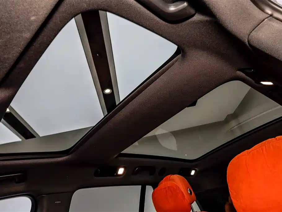 Li Auto L8 2025 Max Smart Refresh Edition