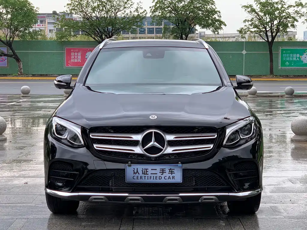 Mercedes-Benz GLC 260 4MATIC Luxury Edition 2018