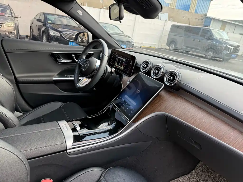 Mercedes-Benz C-Class 2022 C 260 L
