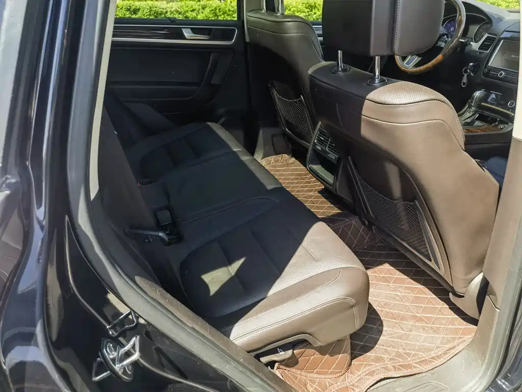 Volkswagen Touareg 2011 3.0TSI Comfort