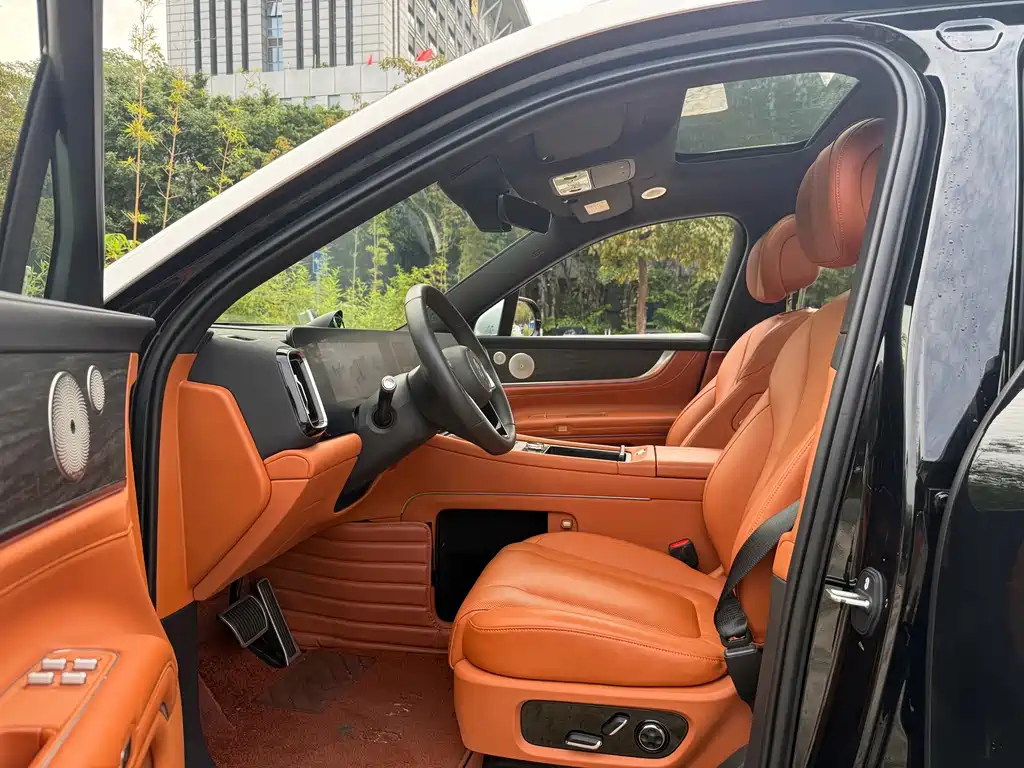 AITO M9 2024 EREV Ultra Edition 42kWh 6-Seater