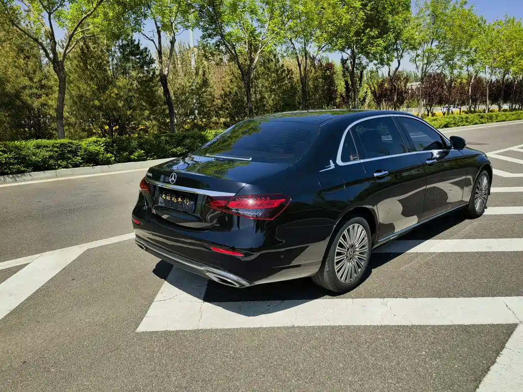 Mercedes-Benz E-Class 2022 Facelift E 300 L Fashion Edition