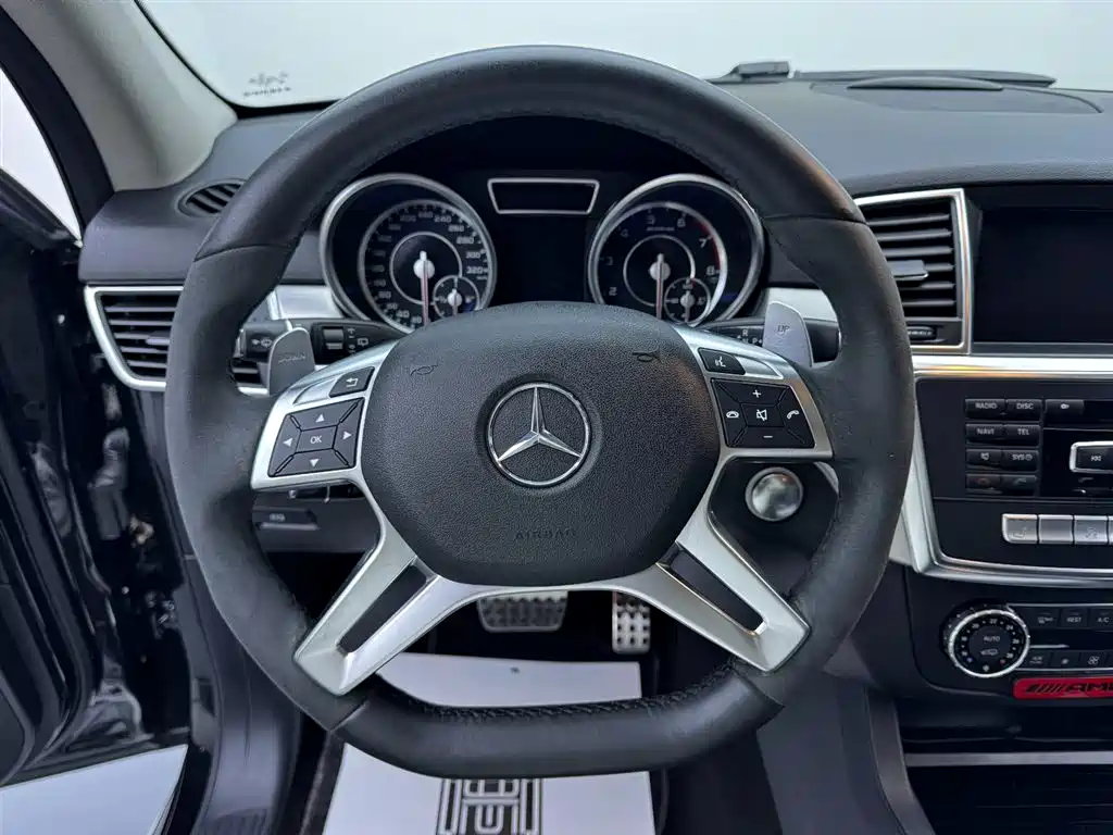 Mercedes-Benz M-Class AMG 2015 AMG ML 63