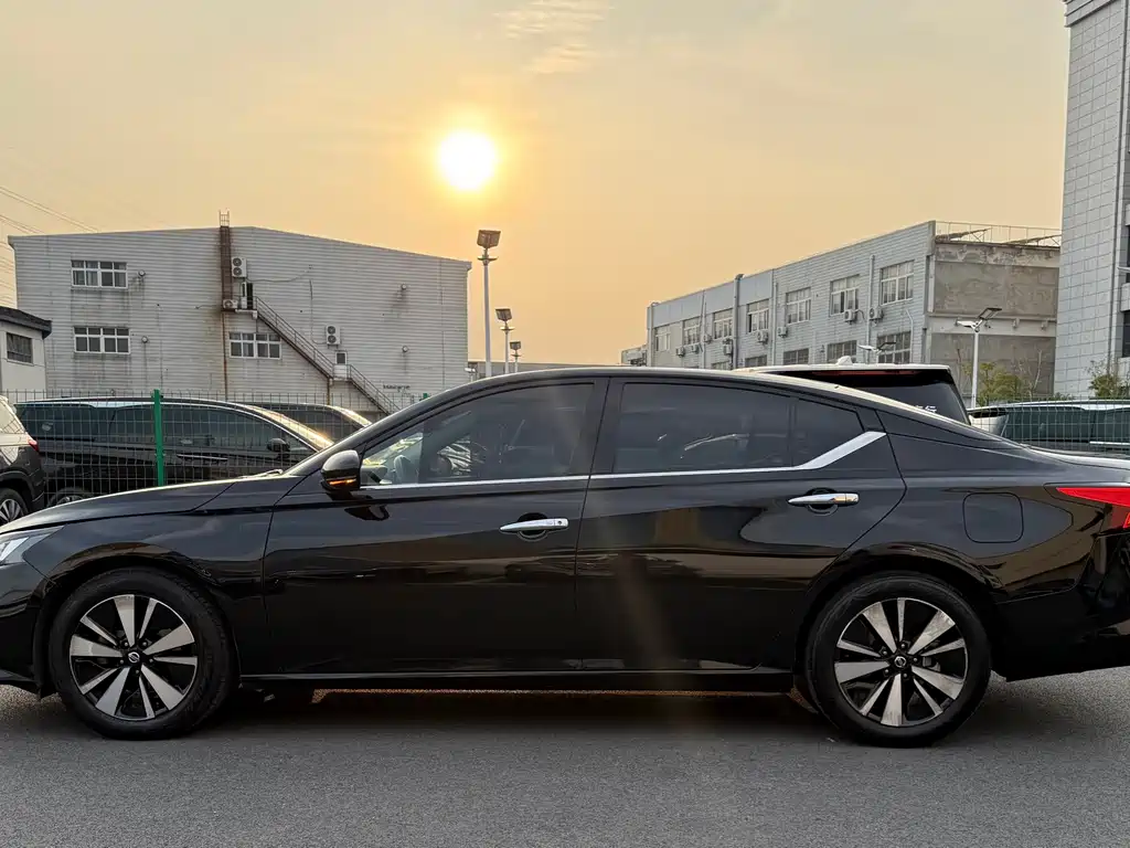 Nissan Altima 2021 2.0L XL Upper AD1 Intelligent Driving Pilot Edition