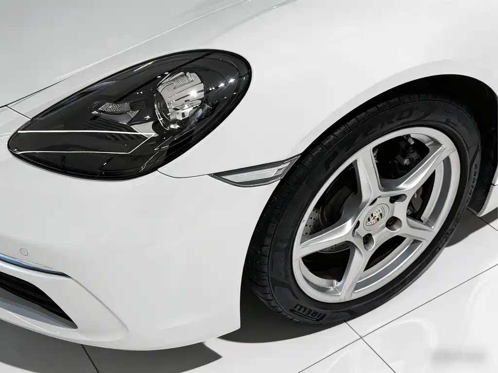 Porsche 718 Boxster 2.0T