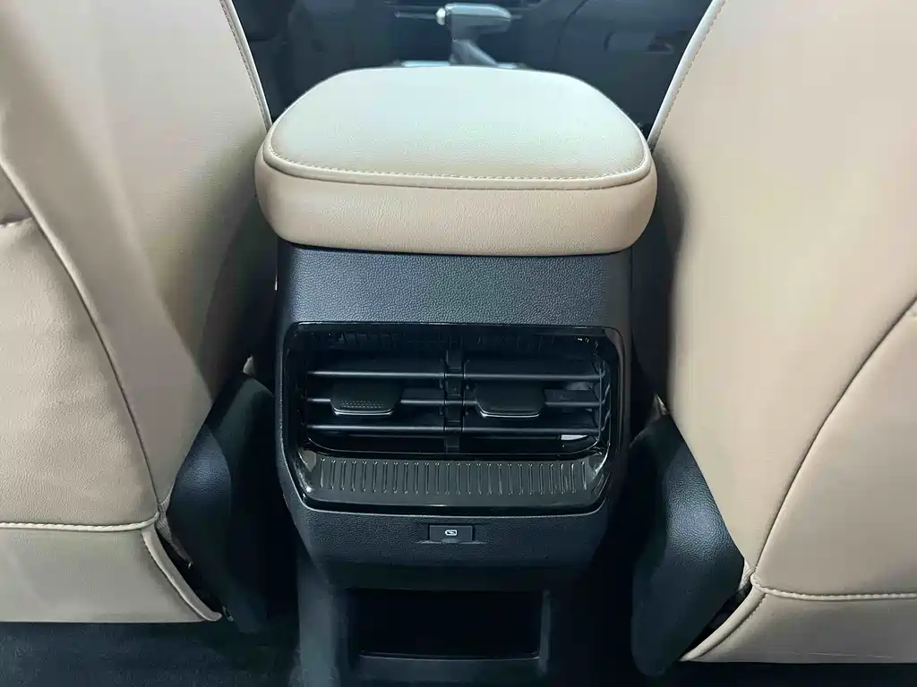 Wuling Jiachen 2022 1.5T CVT Premium Flagship Edition