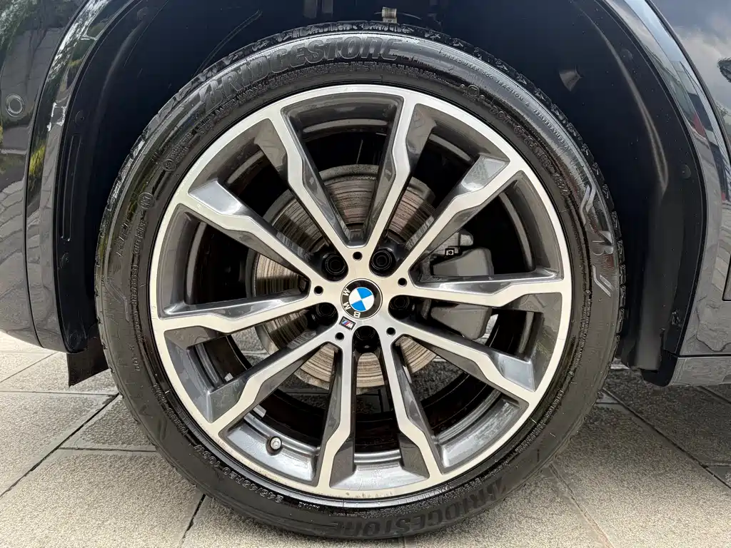 BMW X3 2022 xDrive30i Leading Edition M Night Shadow Package