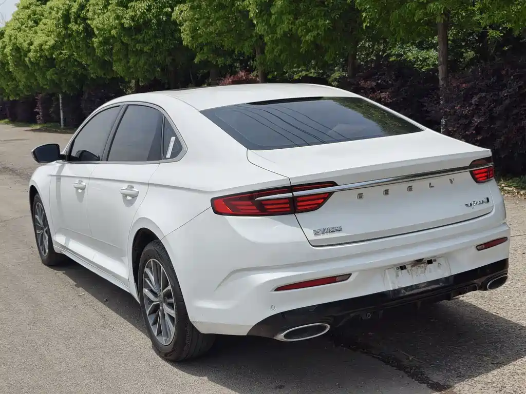 Geely Preface 2023 1.5TD Fuyao Edition