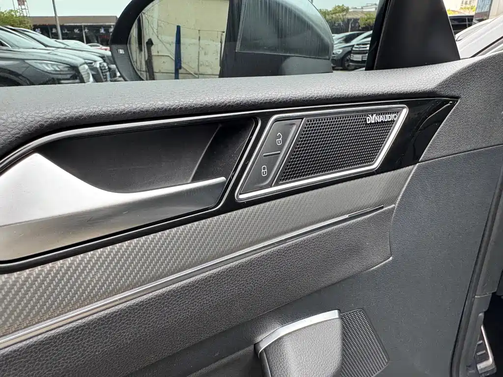 FAW-Volkswagen CC 2019 330TSI Meiyan Edition China V