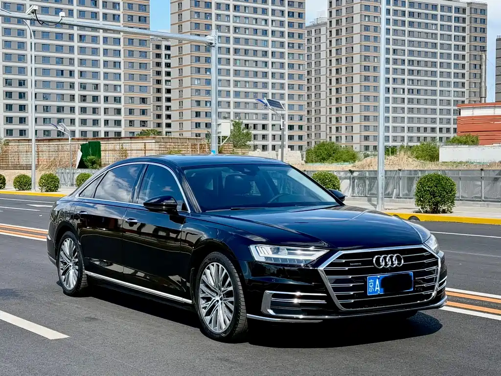 Audi A8L 55 TFSI quattro Luxury 2018