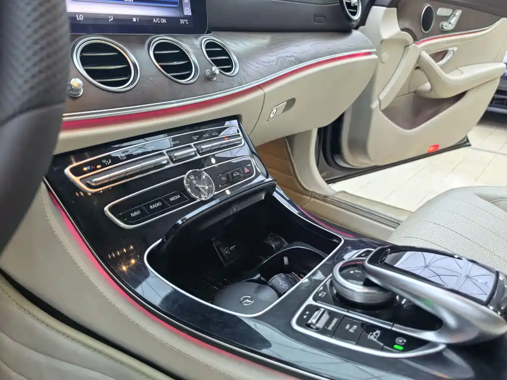 Mercedes-Benz E-Class 2016 E 300 L Fashion Edition