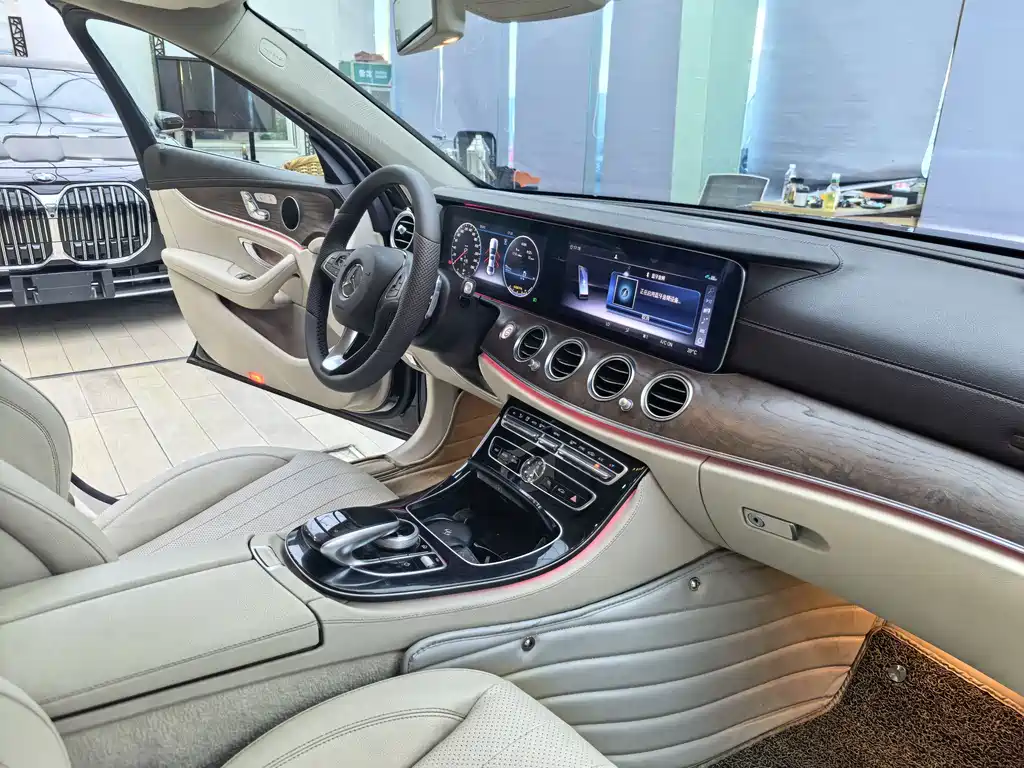 Mercedes-Benz E-Class 2016 E 300 L Fashion Edition