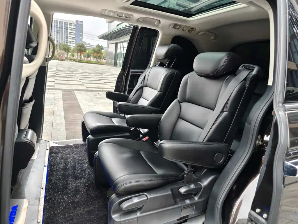 Honda Elysion 2016 2.4L Classic Edition