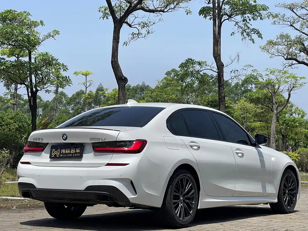BMW 3 Series 2022 325Li M Sport Night Edition