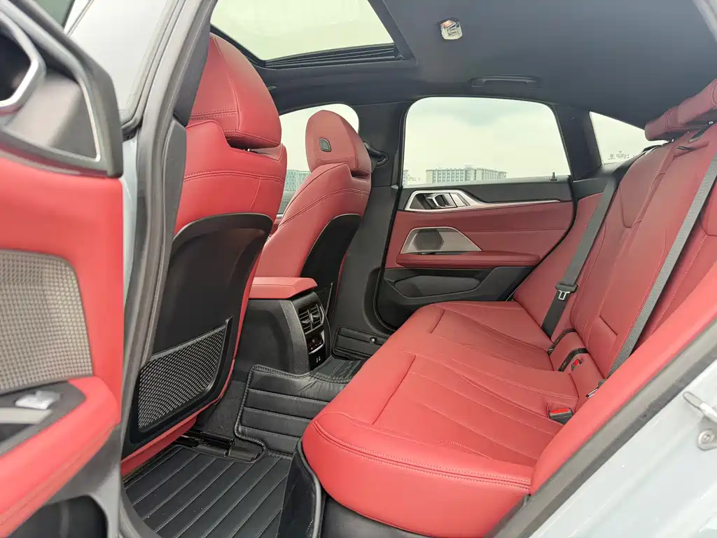 BMW i4 2023 eDrive40