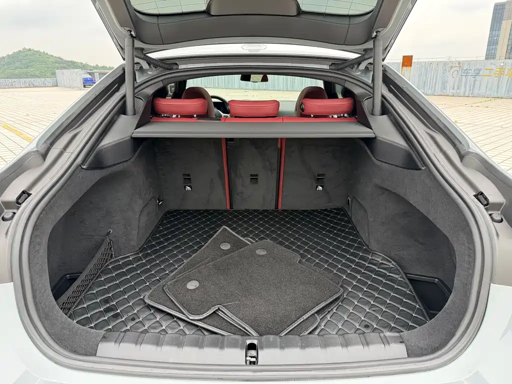 BMW i4 2023 eDrive40