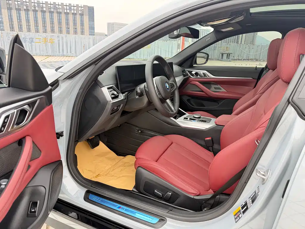 BMW i4 2023 eDrive40
