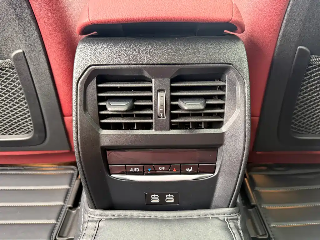 BMW i4 2023 eDrive40