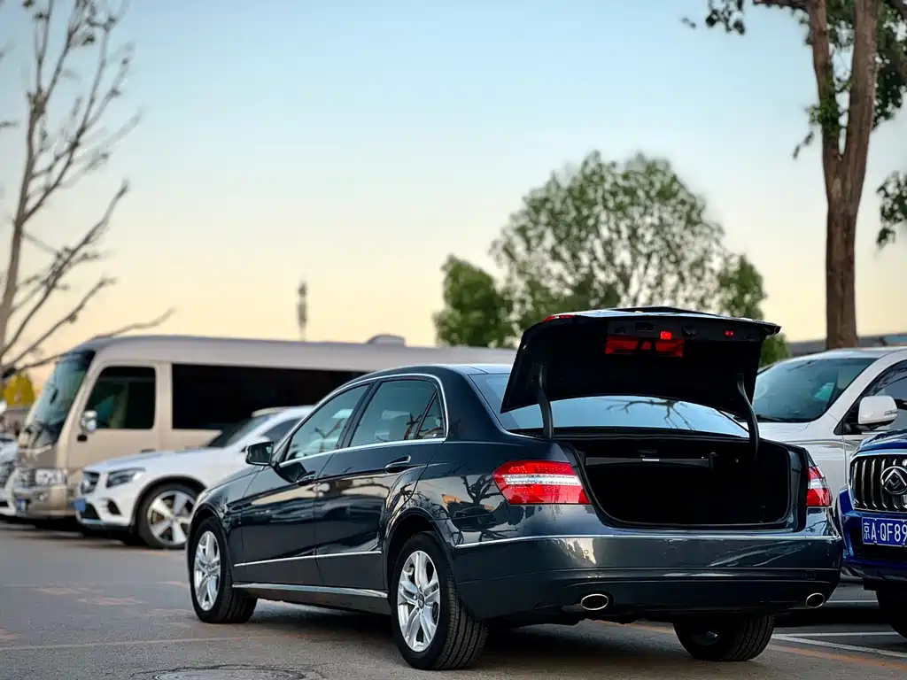 Mercedes-Benz E-Class 2010 E 300 L Elegance